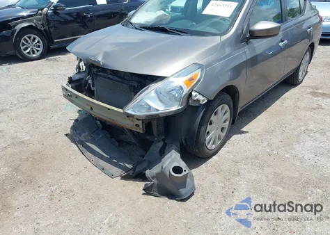 2016 Nissan Versa 1.6 Sv z USA, uszkodzony, nr VIN 3N1CN7AP0GL892902